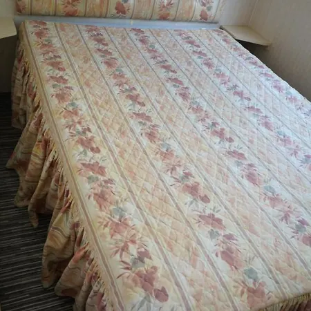 A Supprimer D006 Mobil Home 3 Chambres Dans Un Camping Familial Apartment *