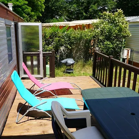 A Supprimer D006 Mobil Home 3 Chambres Dans Un Camping Familial *