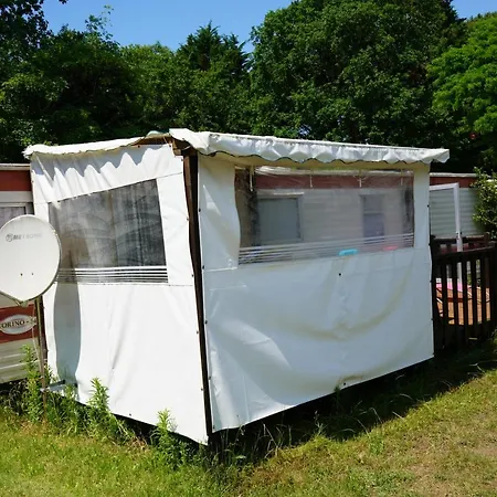 A Supprimer D006 Mobil Home 3 Chambres Dans Un Camping Familial Apartment *